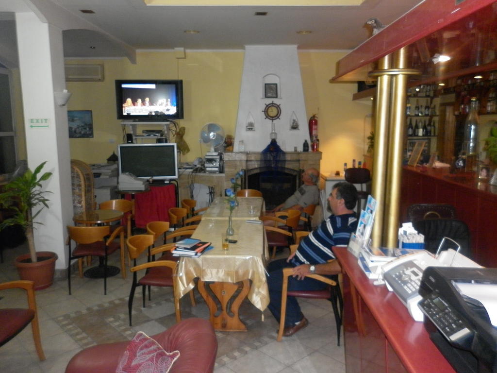 Miramare Hotel Lakkíon Esterno foto
