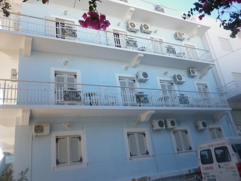 Miramare Hotel Lakkíon Esterno foto